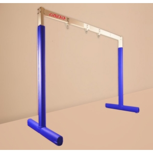 Wolnostojące podwiesie typu U do integracji sensomotorycznej, z belką wyposażoną w punkty mocowania akcesoriów terapeuty