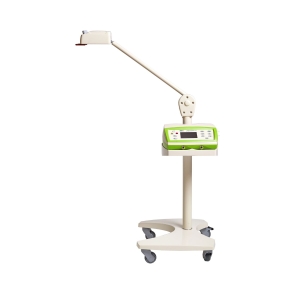 Skaner laserowy SK-1 na mobilnym statywie, z wysięgnikiem i panelem sterowania do terapii.