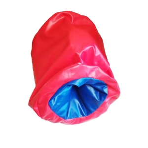 Miękki tunel do terapii SI w kolorach czerwonym i niebieskim, przeznaczony do ćwiczeń sensorycznych.