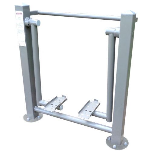 Biegacz – zewnętrzne urządzenie treningowe z podestami do ćwiczeń ruchu nóg i poprawy koordynacji.