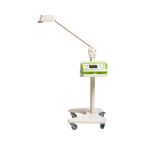 Skaner laserowy SK-1 na mobilnym statywie, z wysięgnikiem i panelem sterowania do terapii.