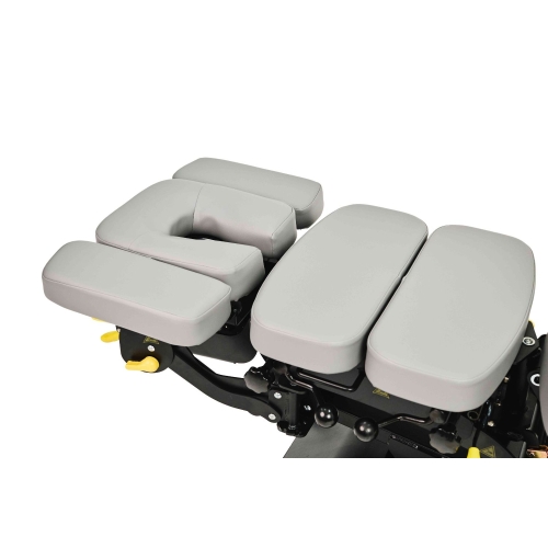 Zagłówek i sekcje przednie stołu Herrington 480 z regulacją wysokości.