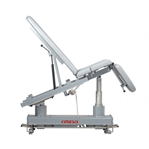 PERFECT III KINESIS w pozycji pochyłej z podniesioną sekcją oparcia i regulowanym podnóżkiem.