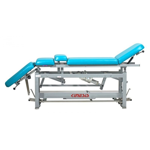 Stół rehabilitacyjny PRO 7 w konfiguracji z obniżoną sekcją głowy oraz podniesionym oparciem.