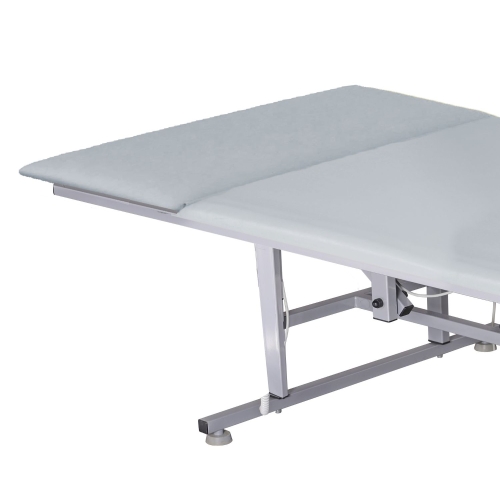 Stół rehabilitacyjny SR-EB z białą tapicerką, detal narożnika leżanki i konstrukcji podporowej.