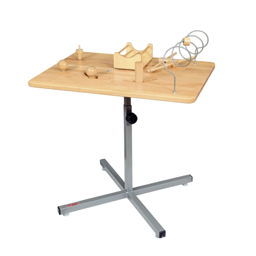 Tablica do ćwiczeń manualnych KTM-BO z elementami treningowymi na regulowanym statywie.