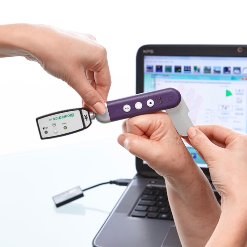 Tester zakresu ruchu Biometrics używany do oceny funkcji stawów dłoni i palców.