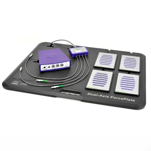 Platforma Biometrics Dual-Axis ForcePlate z modułem pomiarowym i przewodami.